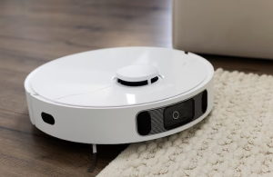 Robotic vacuum cleaner